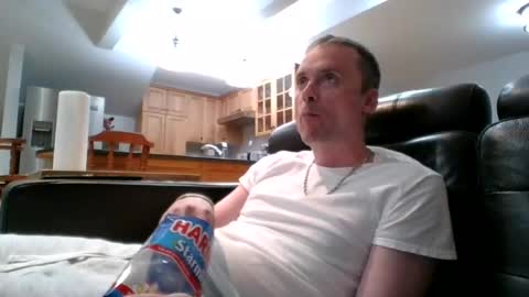 blackcat431956 online show from June 18, 2026, 3:40 am
