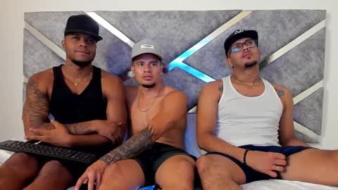 Snapshot of blackdreams1__ chatting on December 27, 2024, 11:31 pm Black Dreams online show from December 27, 2024, 11:31 pm