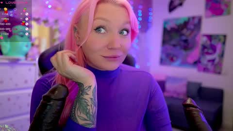 Alice online show from March 7, 2025, 6:43 pm