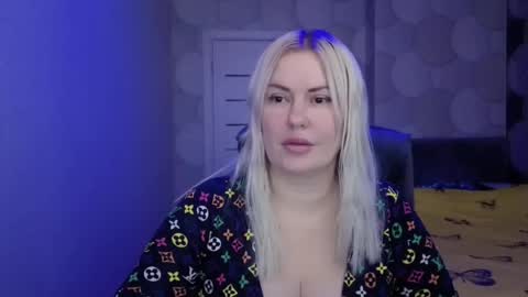 blackeyes11 online show from December 20, 2025, 2:18 am