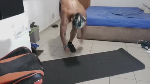 Snapshot of blackkiss_sweet chatting on February 13, 2025, 5:54 pm blackkiss_sweet online show from February 13, 2025, 5:54 pm