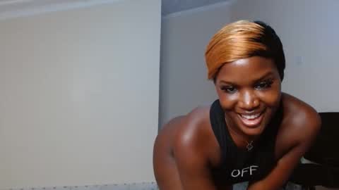 Smiley sylivia online show from January 13, 2025, 5:44 am