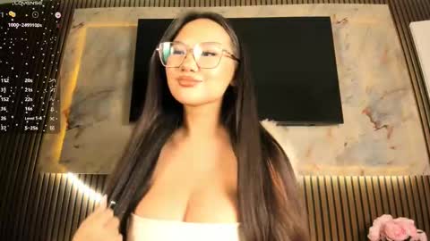 Snapshot of blackmilk_01 chatting on September 9, 2025, 1:54 pm Karina online show from September 9, 2025, 1:54 pm