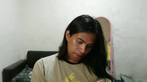 Ellez online show from December 2, 2024, 8:44 pm