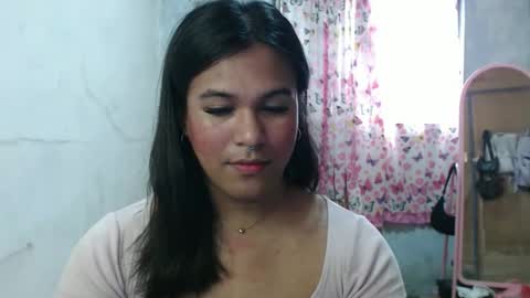 Ellez online show from February 13, 2026, 2:07 am