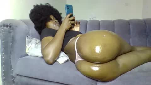 Snapshot of blackprincess25 chatting on February 2, 2026, 7:51 am Lorraine online show from February 2, 2026, 7:51 am