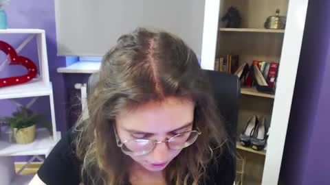 Z O E Y online show from January 24, 2025, 8:55 am