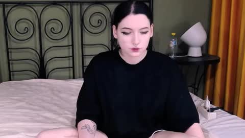Snapshot of blacky_tea chatting on March 3, 2025, 12:26 am blacky_tea online show from March 3, 2025, 12:26 am