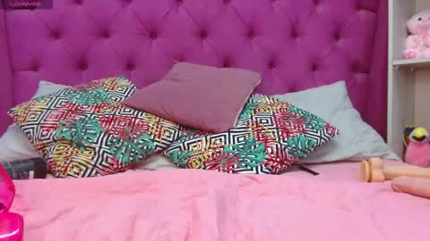 blaiir_moon online show from November 12, 2025, 7:03 pm