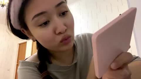 Snapshot of blairstassen chatting on March 4, 2026, 6:14 pm Mila online show from March 4, 2026, 6:14 pm