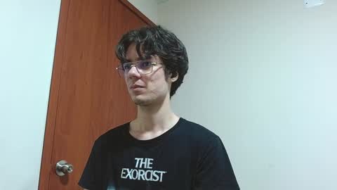 Snapshot of blakeshatter chatting on January 4, 2025, 8:59 pm blakeshatter online show from January 4, 2025, 8:59 pm