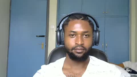 blakmoufaka online show from October 17, 2025, 6:27 am