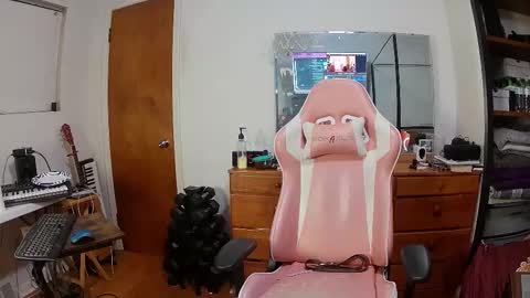 BlaqJay online show from December 19, 2025, 2:51 am