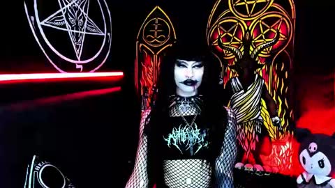   online show from September 28, 2025, 11:21 pm