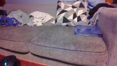 blaw_1321 online show from September 26, 2025, 7:45 am