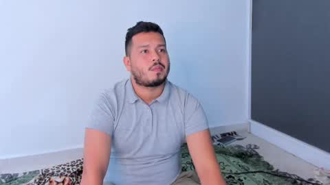 Snapshot of blissroom chatting on March 4, 2025, 5:13 pm blissroom online show from March 4, 2025, 5:13 pm