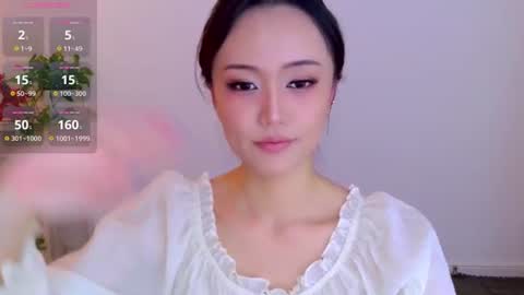 YoYo online show from June 10, 2026, 8:02 am
