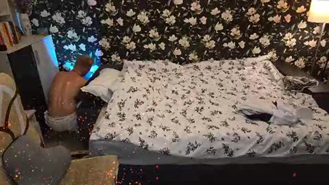 blond_boy69 online show from June 14, 2026, 6:54 pm