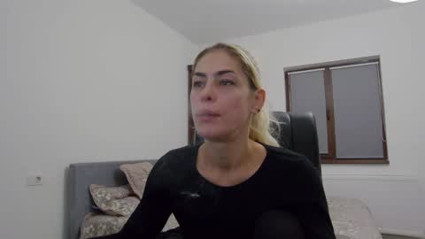 blonde4pasion online show from December 4, 2024, 5:27 am