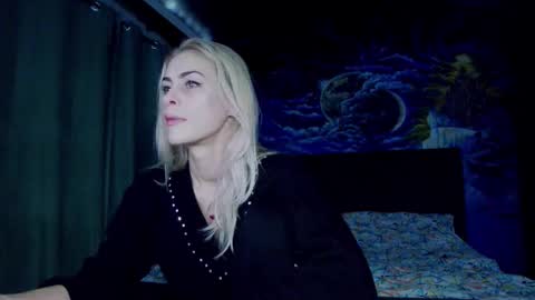 blonde4pasion online show from November 23, 2025, 5:35 pm