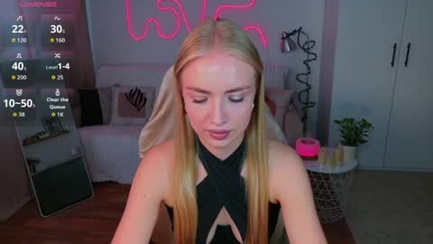 Nessa online show from May 25, 2026, 10:43 am