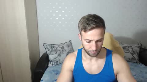 Snapshot of blondeagle chatting on December 4, 2024, 8:51 pm Mr Blond online show from December 4, 2024, 8:51 pm