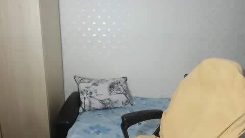 Snapshot of blondeagle chatting on December 8, 2024, 6:17 pm Mr Blond online show from December 8, 2024, 6:17 pm