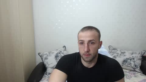 Snapshot of blondeagle chatting on February 18, 2025, 10:03 pm Mr Blond online show from February 18, 2025, 10:03 pm