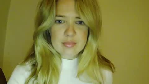 blondie6767 online show from October 19, 2025, 9:32 am