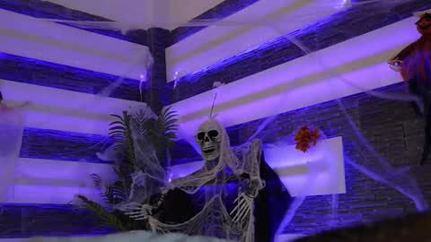 blondie_muller online show from November 9, 2025, 9:24 pm