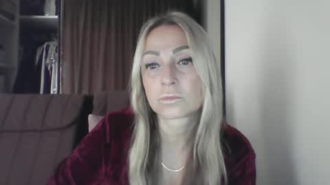 Iren online show from September 11, 2025, 6:57 am