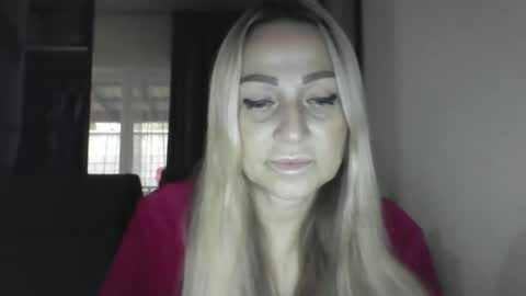 Iren online show from October 11, 2025, 2:37 pm