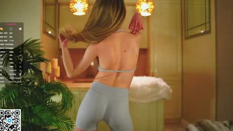 Elly online show from April 17, 2026, 4:10 pm