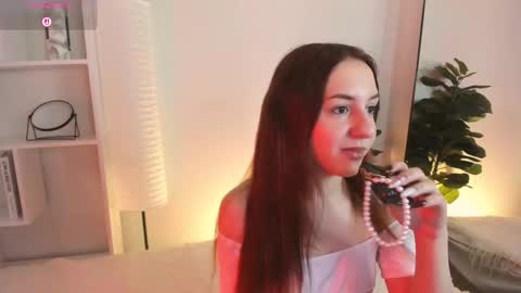 Snapshot of blossomm_m chatting on March 4, 2026, 7:36 am Blossom online show from March 4, 2026, 7:36 am