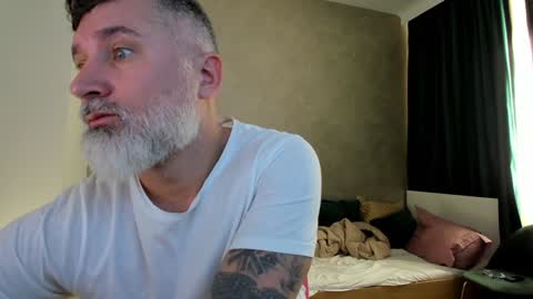 Snapshot of blowmyxxl chatting on January 7, 2025, 10:22 am Nico online show from January 7, 2025, 10:22 am