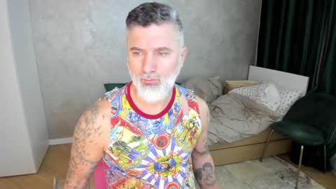 Snapshot of blowmyxxl chatting on February 6, 2025, 1:43 pm Nico online show from February 6, 2025, 1:43 pm