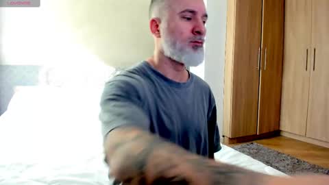 Snapshot of blowmyxxl chatting on February 21, 2025, 8:40 am Nico online show from February 21, 2025, 8:40 am