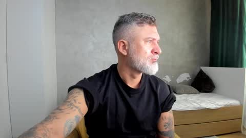 Snapshot of blowmyxxl chatting on September 13, 2025, 5:07 am Nico online show from September 13, 2025, 5:07 am