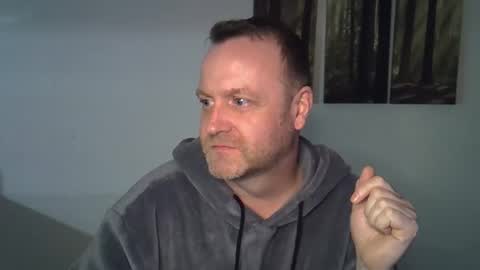 Snapshot of blue_eyes_paul chatting on April 5, 2026, 11:46 pm blue_eyes_paul online show from April 5, 2026, 11:46 pm