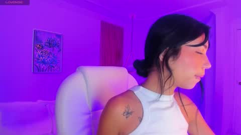 Snapshot of blue_skyx chatting on February 17, 2026, 1:29 pm Blue Sky online show from February 17, 2026, 1:29 pm