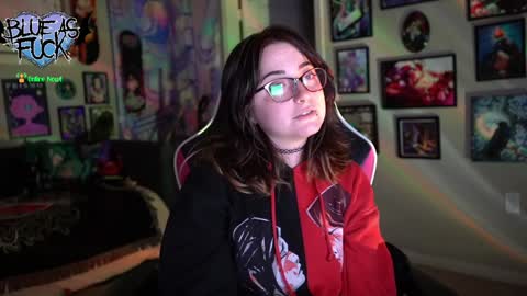 Blue online show from December 14, 2024, 2:01 am