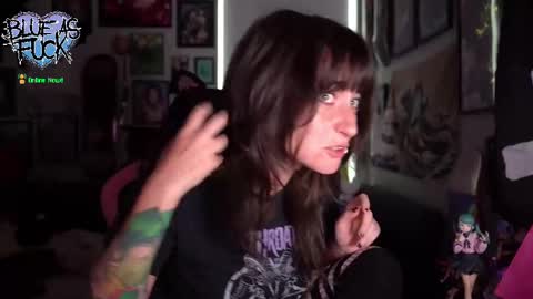 Blue online show from September 11, 2025, 1:28 am