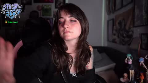 Blue online show from September 30, 2025, 1:21 am