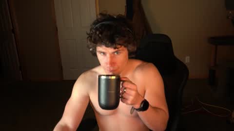 bluecoffee online show from March 1, 2026, 2:02 am