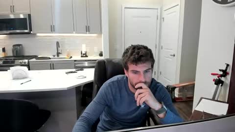 BlueCollarHunk online show from December 18, 2025, 8:04 pm