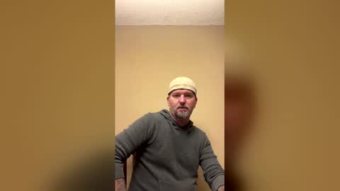 bluecollarpixel online show from April 11, 2026, 10:52 am