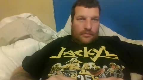 bluedemoneyes1986 online show from February 5, 2025, 3:23 am