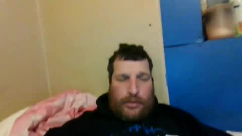 bluedemoneyes1986 online show from February 13, 2025, 6:20 am