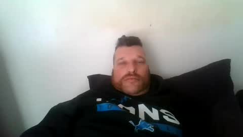 bluedemoneyes1986 online show from February 19, 2025, 8:10 pm