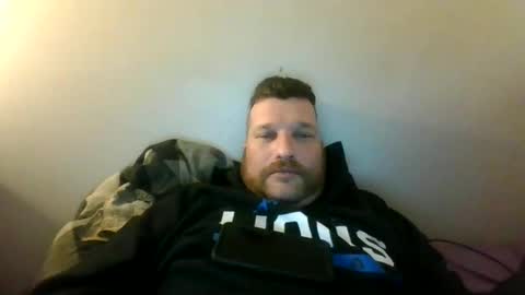 bluedemoneyes1986 online show from February 22, 2025, 4:07 am